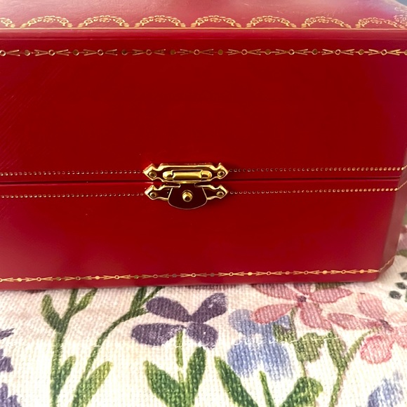 Cartier Watch. Never worn. main image 4